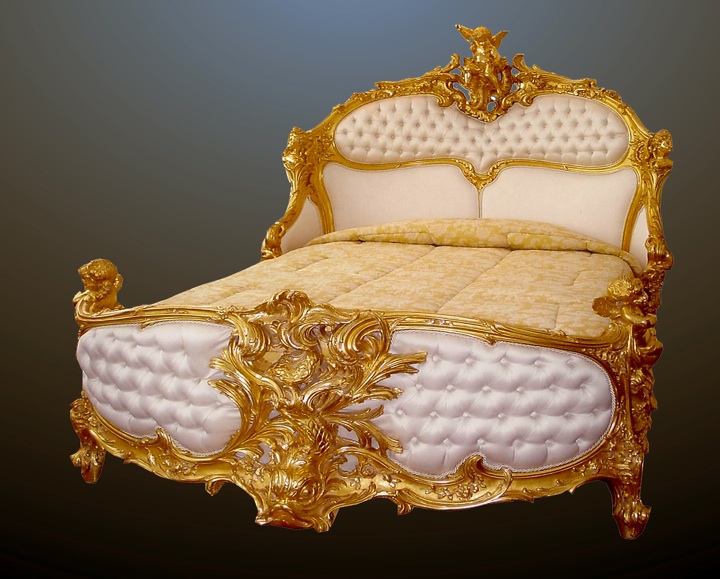 http://2-0-0-0.com/ag90210/images/antique-kings-bed-gold-color.jpg